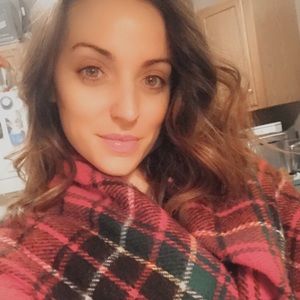 Meet your Posher, Tara